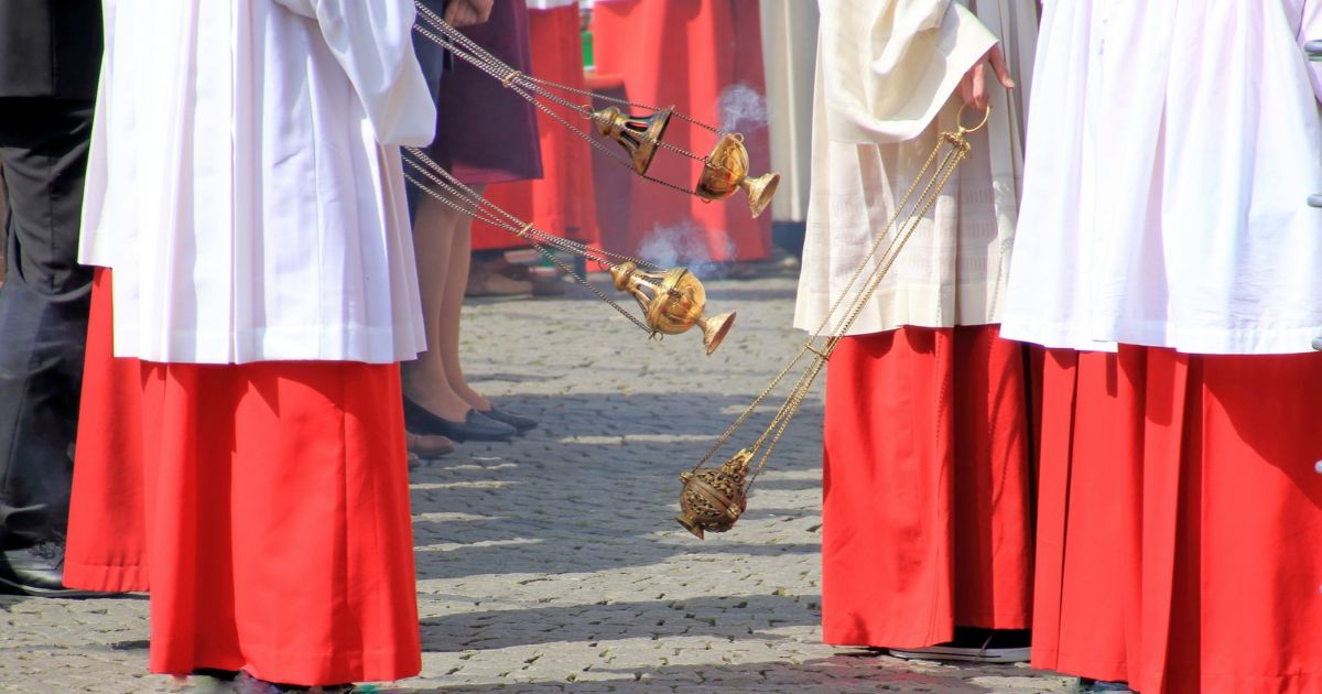 Missbrauch in der Kirche: Erzbistum München und Freising einigt sich ...